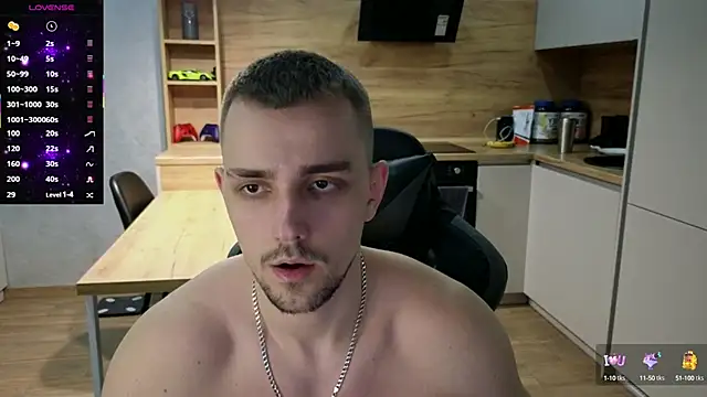 Snapshot of Larstar01 chatting on 03-08-25, 08:57 Larstar01 online show from 03-08-25, 08:57