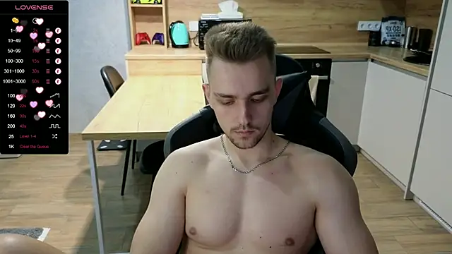 Snapshot of Larstar01 chatting on 02-11-25, 10:28 Larstar01 online show from 02-11-25, 10:28