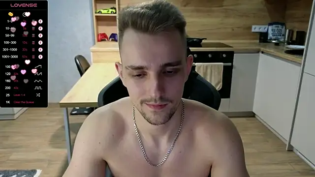 Snapshot of Larstar01 chatting on 02-09-25, 10:32 Larstar01 online show from 02-09-25, 10:32