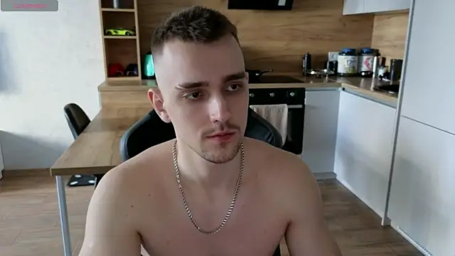 Snapshot of Larstar01 chatting on 02-17-25, 01:00 Larstar01 online show from 02-17-25, 01:00