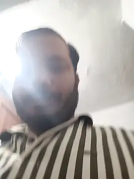 DeepakXxxR86 online show from 12-17-25, 05:51