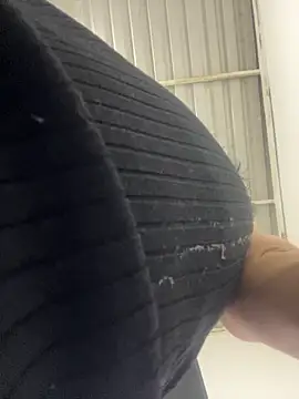 lulu kis online show from 11-24-25, 10:54