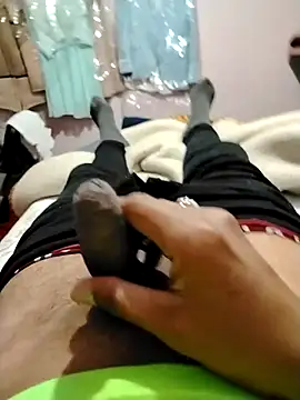 controlaxel12345 online show from 02-25-26, 04:34