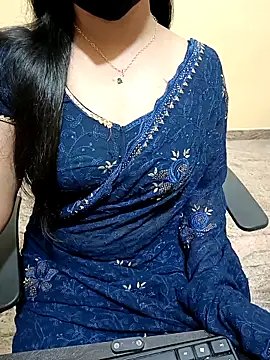Snapshot of Nithya_05 chatting on 09-20-25, 05:18 Nithya 05 online show from 09-20-25, 05:18