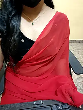 Snapshot of Nithya_05 chatting on 09-24-25, 05:19 Nithya 05 online show from 09-24-25, 05:19
