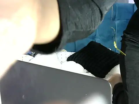 Petite lexii online show from 10-22-25, 12:15