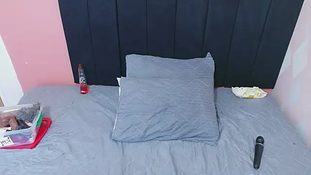 kinkyhousewifee online show from 05-17-26, 12:05