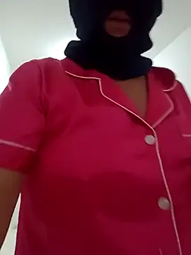 Snapshot of titiasexy chatting on 09-17-25, 11:29 titiasexy online show from 09-17-25, 11:29