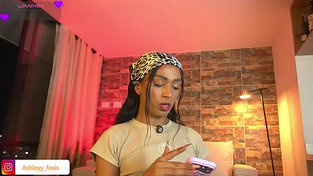 Ashleey Fox online show from 03-14-26, 02:17