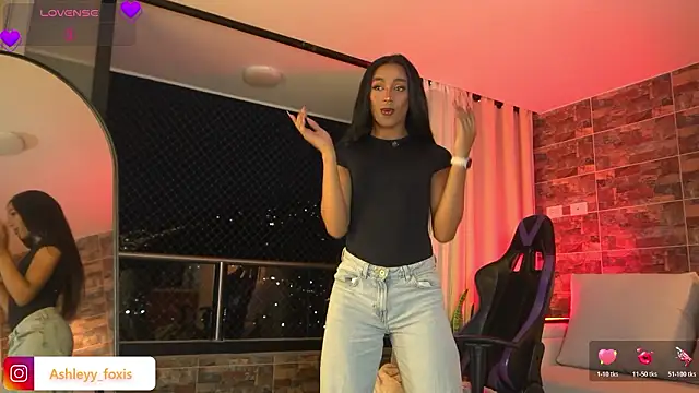 Ashleey Fox online show from 02-20-26, 11:39