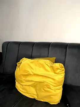 Nicole Liam  online show from 01-14-26, 06:39