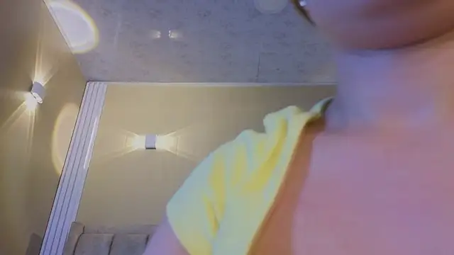 Emmaa Blonde online show from 12-21-25, 07:04