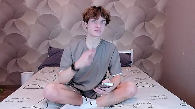 Ian Flor online show from 02-13-26, 03:23