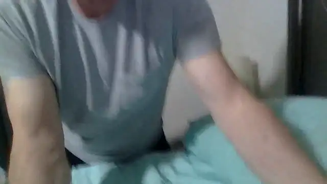 Snapshot of pjkrun66 chatting on 11-25-25, 11:32 pjkrun66 online show from 11-25-25, 11:32