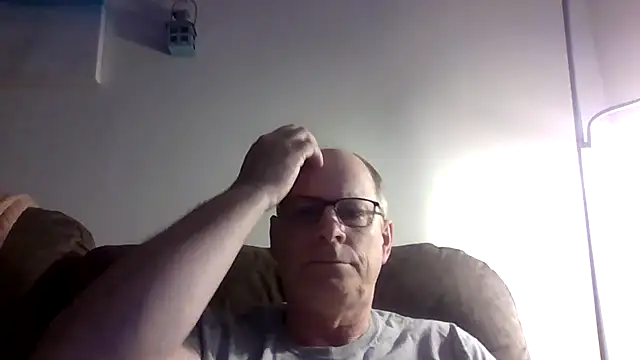 Snapshot of pjkrun66 chatting on 11-13-25, 10:13 pjkrun66 online show from 11-13-25, 10:13