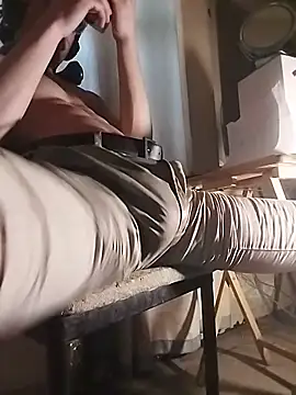 Snapshot of bigdickbulge28 chatting on 06-18-26, 12:32 bigdickbulge28 online show from 06-18-26, 12:32