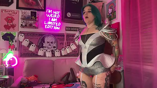 CherryBombBomb online show from 10-26-25, 05:19