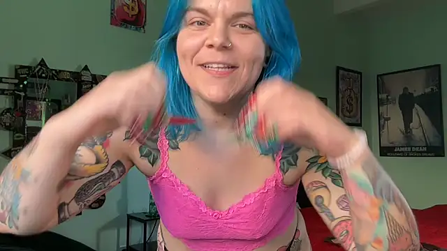 CherryBombBomb online show from 12-03-25, 10:31