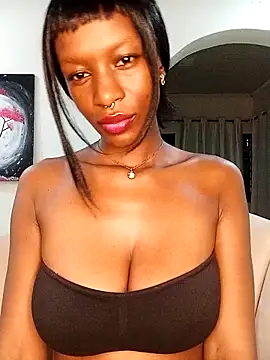 Ayrella02 online show from 02-02-26, 01:48