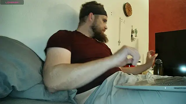 dikdowndaddy online show from 12-16-25, 01:04