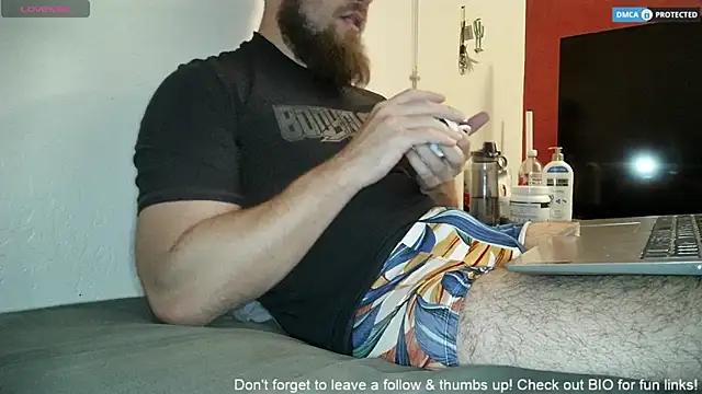 dikdowndaddy online show from 04-29-26, 07:53