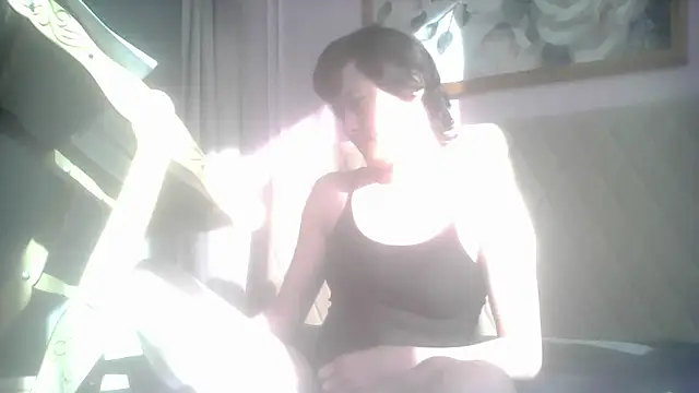 Snapshot of SunElizabeth chatting on 05-18-26, 03:17 SunElizabeth online show from 05-18-26, 03:17