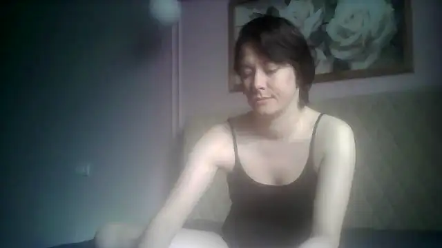 Snapshot of SunElizabeth chatting on 06-27-26, 03:45 SunElizabeth online show from 06-27-26, 03:45