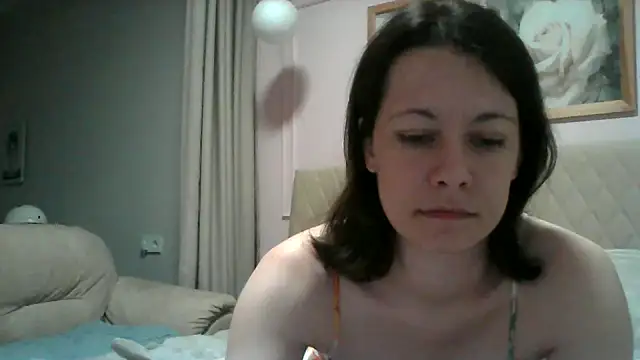 SunElizabeth online show from 03-18-25, 04:17