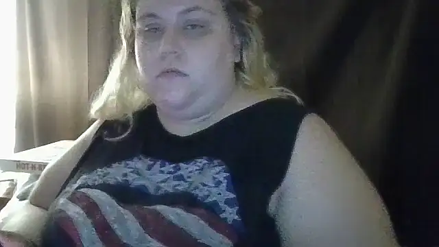 Tabbycat27 online show from 10-06-25, 08:42
