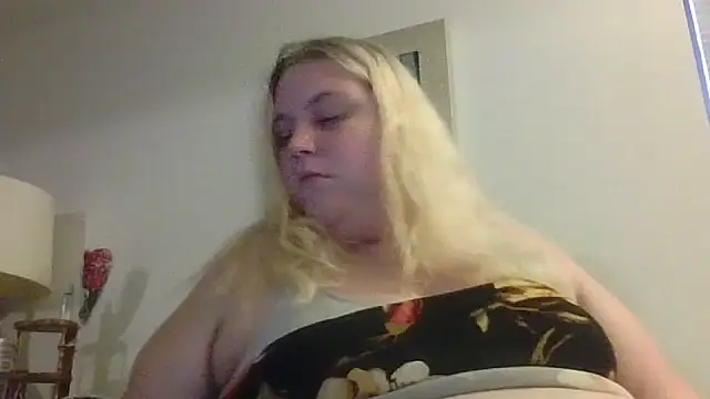 Tabbycat27 online show from 09-25-25, 10:49