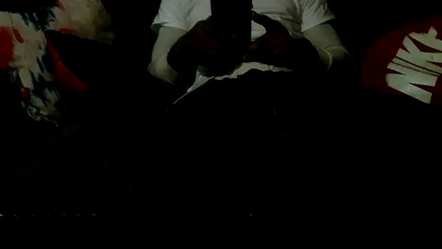 Snapshot of Ricoadoyabaaaaaaaad chatting on 01-26-25, 04:09 Ricoadoyabaaaaaaaad online show from 01-26-25, 04:09