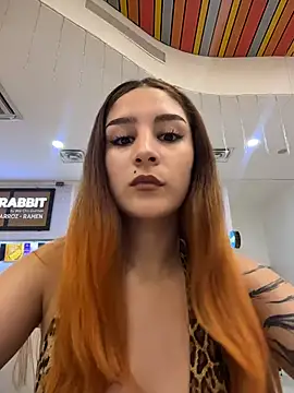 Snapshot of Mon_Cherry chatting on 01-15-26, 01:31 Mon Cherry online show from 01-15-26, 01:31