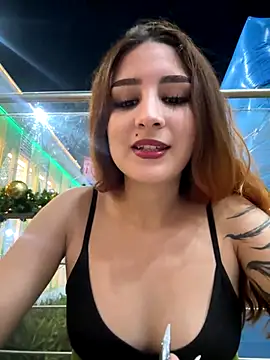 Snapshot of Mon_Cherry chatting on 01-09-26, 01:34 Mon Cherry online show from 01-09-26, 01:34