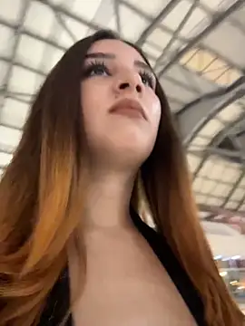 Snapshot of Mon_Cherry chatting on 03-28-26, 01:06 Mon Cherry online show from 03-28-26, 01:06