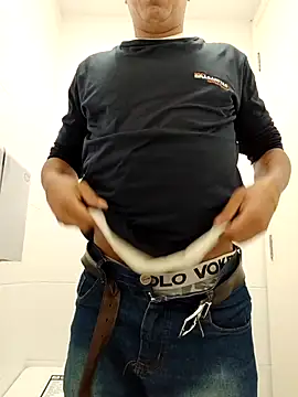 Seductiveblack online show from 03-06-26, 02:34