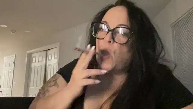 Snapshot of CarissmaDeLuca chatting on 02-21-26, 04:14 CarissmaDeLuca online show from 02-21-26, 04:14