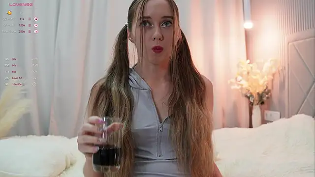  Pretty Doll  online show from 02-25-25, 06:33