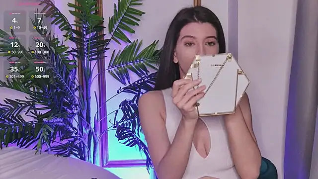 LunaWills  online show from 02-21-26, 06:04