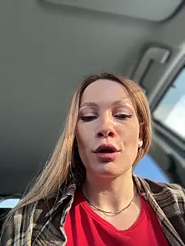 Snapshot of LavenderHot chatting on 03-02-26, 05:08 LavenderHot online show from 03-02-26, 05:08