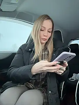 LavenderHot online show from 11-25-25, 02:12