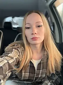 LavenderHot online show from 11-16-25, 02:27