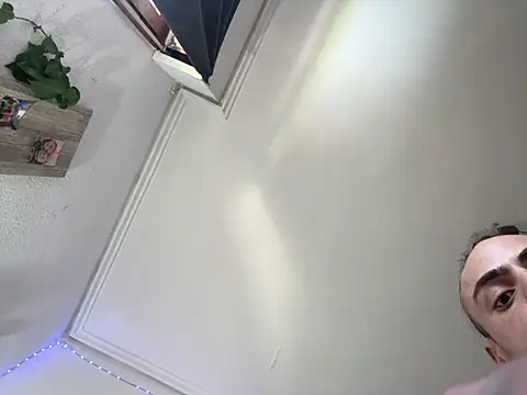 EnricoGio online show from 02-14-26, 01:11