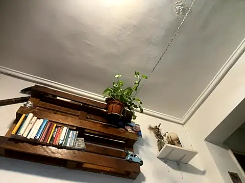 EnricoGio online show from 09-28-25, 06:04