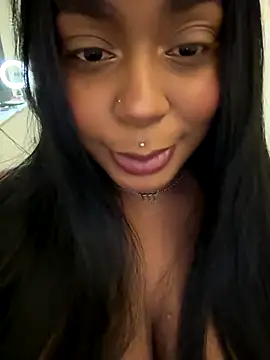 latinababyy online show from 10-26-25, 04:35