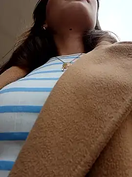 Violeta 12- online show from 10-27-25, 03:24