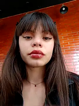 Snapshot of Violeta_12- chatting on 10-06-25, 06:08 Violeta 12- online show from 10-06-25, 06:08