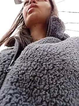 Snapshot of Violeta_12- chatting on 02-22-25, 04:30 Violeta 12- online show from 02-22-25, 04:30
