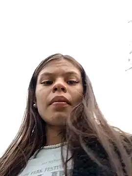 Snapshot of Violeta_12- chatting on 03-18-25, 10:37 Violeta 12- online show from 03-18-25, 10:37