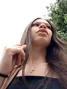 Snapshot of Violeta_12- chatting on 01-24-25, 02:41 Violeta 12- online show from 01-24-25, 02:41