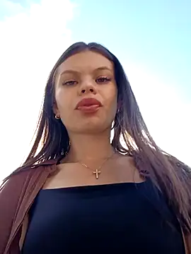 Snapshot of Violeta_12- chatting on 02-06-25, 01:32 Violeta 12- online show from 02-06-25, 01:32